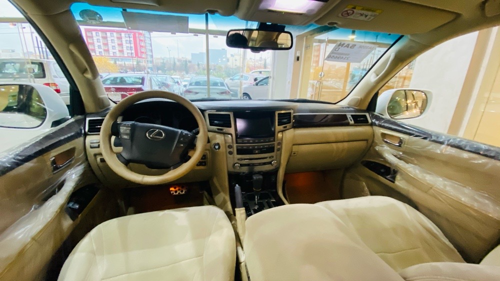 Lexus LX